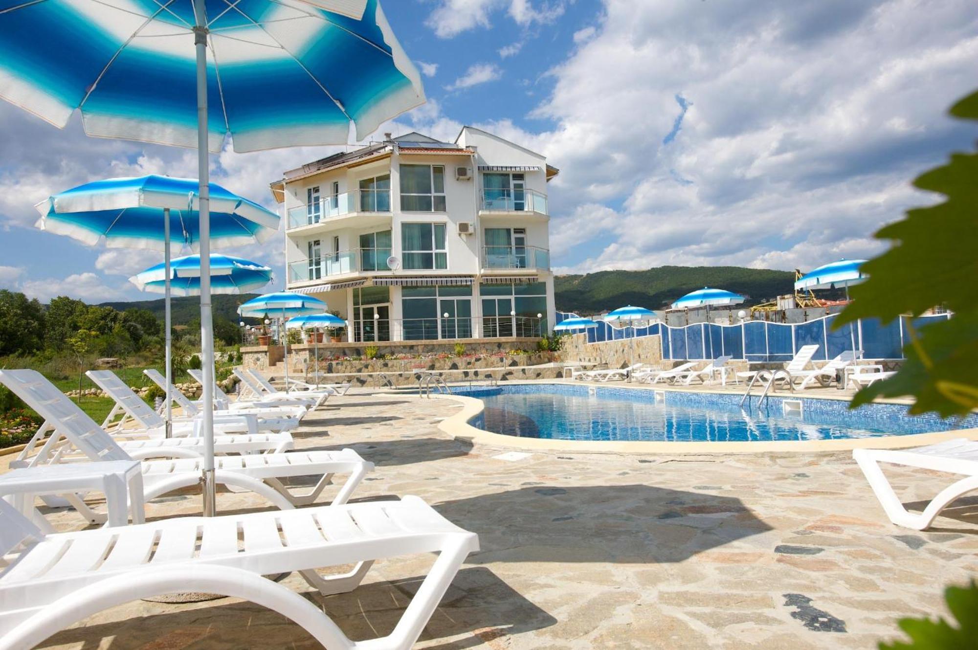Nushev Hotel Светий Влас Екстер'єр фото